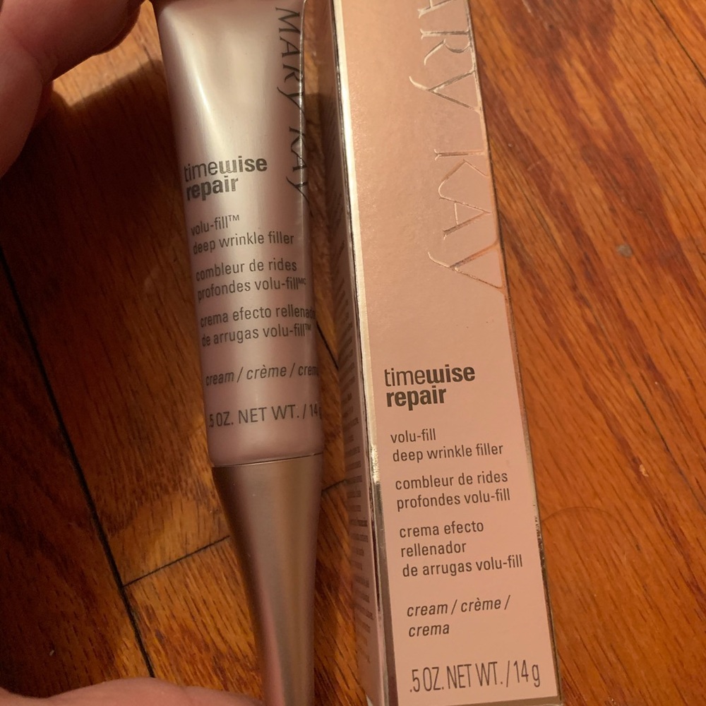 TimeWise Repair volu-fill deep wrinkle filler
